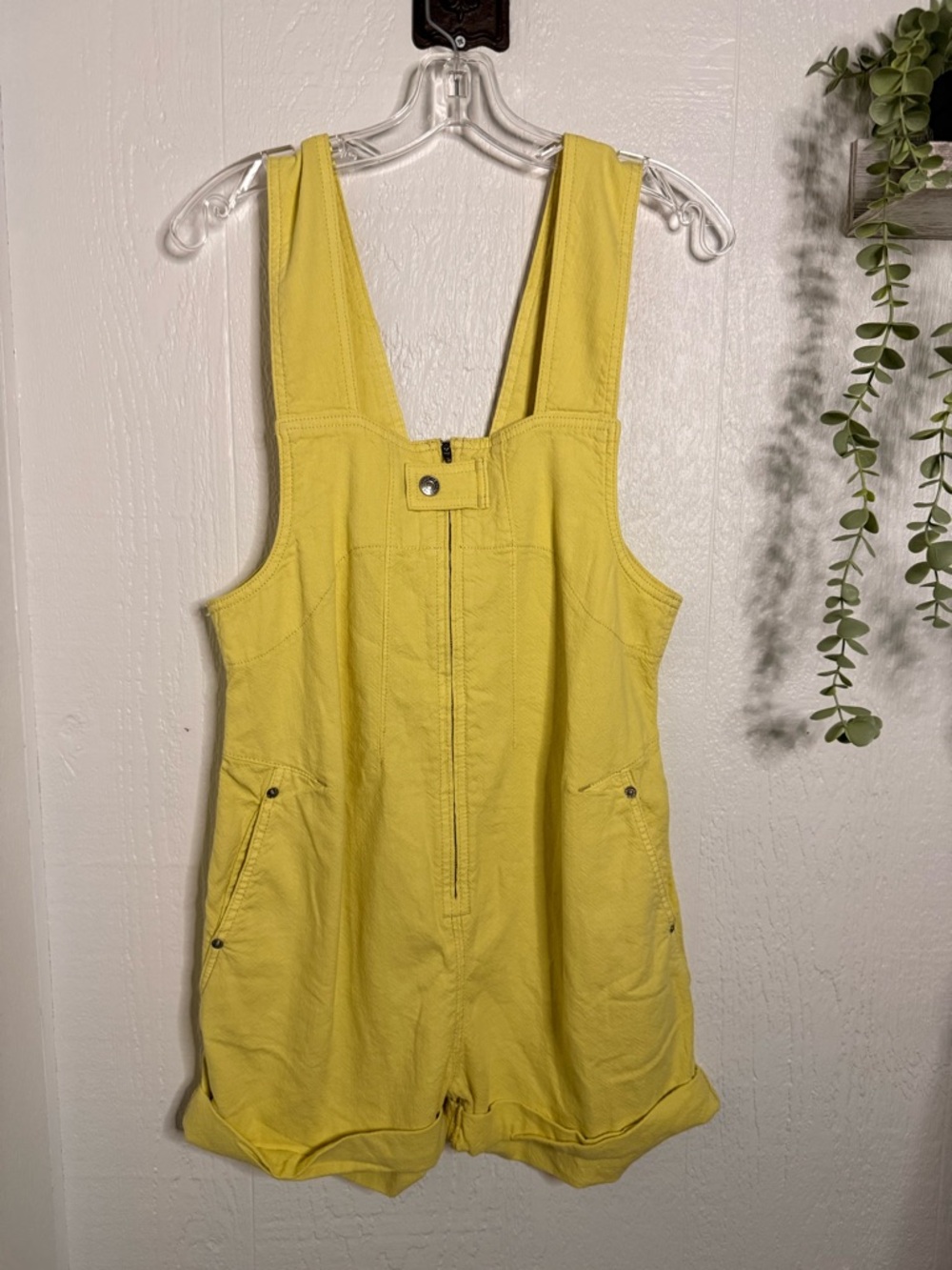 We the Free Jude Shortall NWOT Sicilian yellow